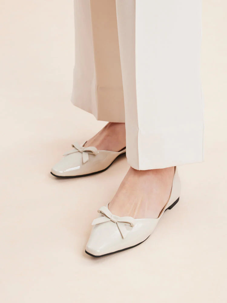 PAZZION, Rosalind Bow-Detailed Patent Leather Flats, Beige