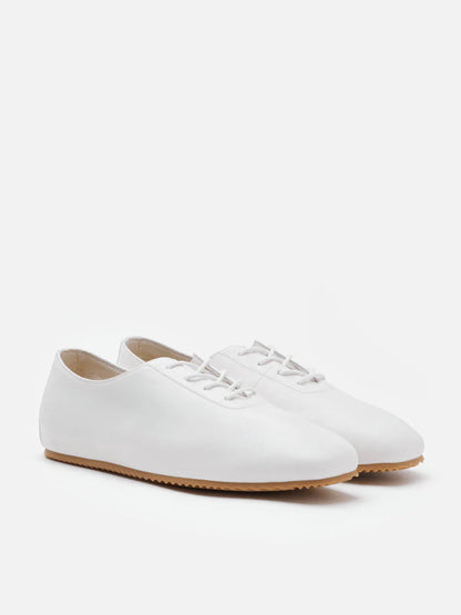 PAZZION, Arden Classic Lace-Up Flats, White