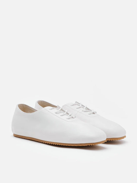 PAZZION, Arden Classic Lace-Up Flats, White