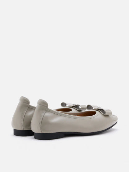 PAZZION, Fayence Patent Bow Flats, Grey