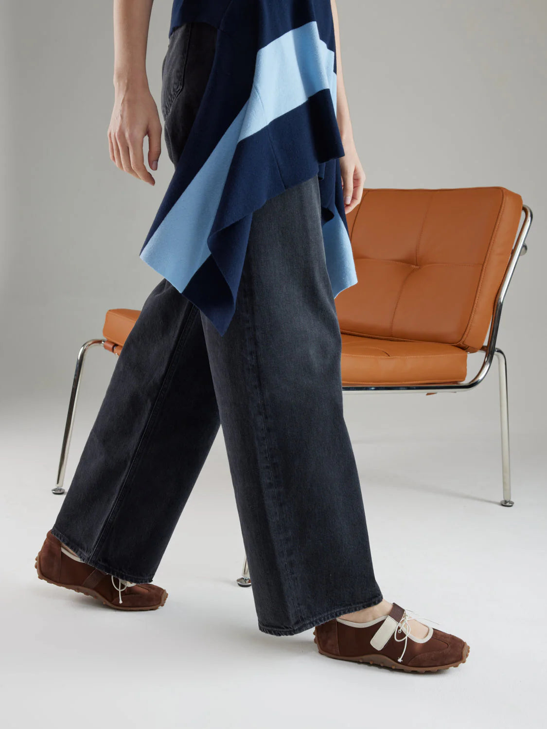 PAZZION, Oravienne Bow-Tied Velcro Sneakers, Brown