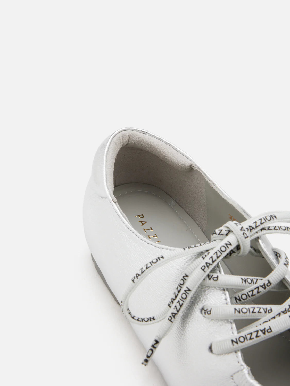 Pernille 金屬色綁帶平底鞋