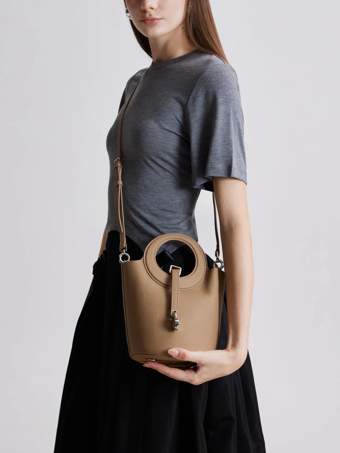 PAZZION, Vespera Bucket Bag, Khaki